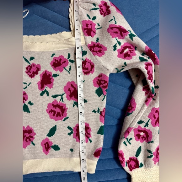 Willow & Wind Floral Sweater Size S - Picture 9 of 10